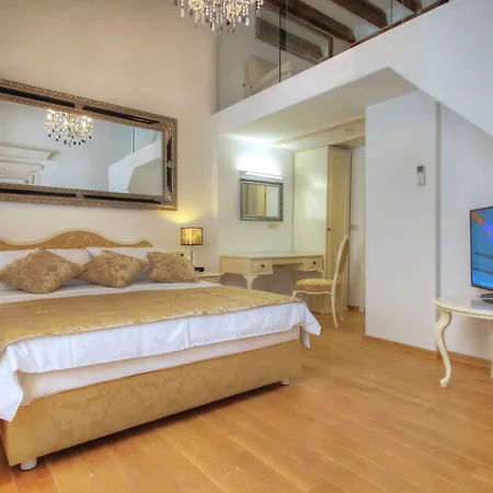 & Malo More Guest house