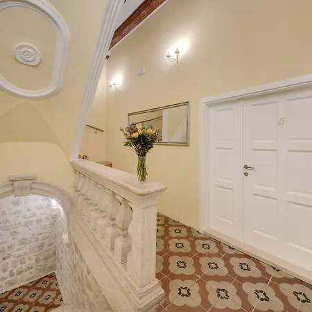 & Malo More Guest house