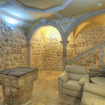 Pensión & Malo More 4*