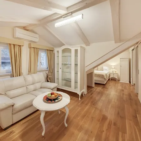 Πανσιόν & Malo More Ντουμπρόβνικ